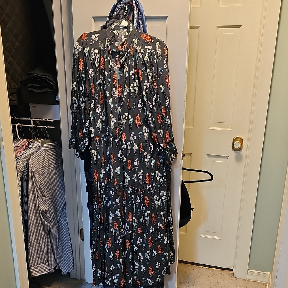 NATURAL LIFE Dark Floral Long Sleeve Dress